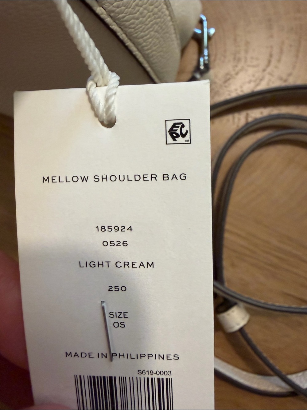 Tory Burch Mellow Shoulder Bag - Picture 9 of 11
